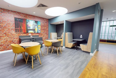 Bronze En Suite at iQ Will Wyatt Court, 168 Pitfield Street, Hoxton, London, N16JP - Image 4